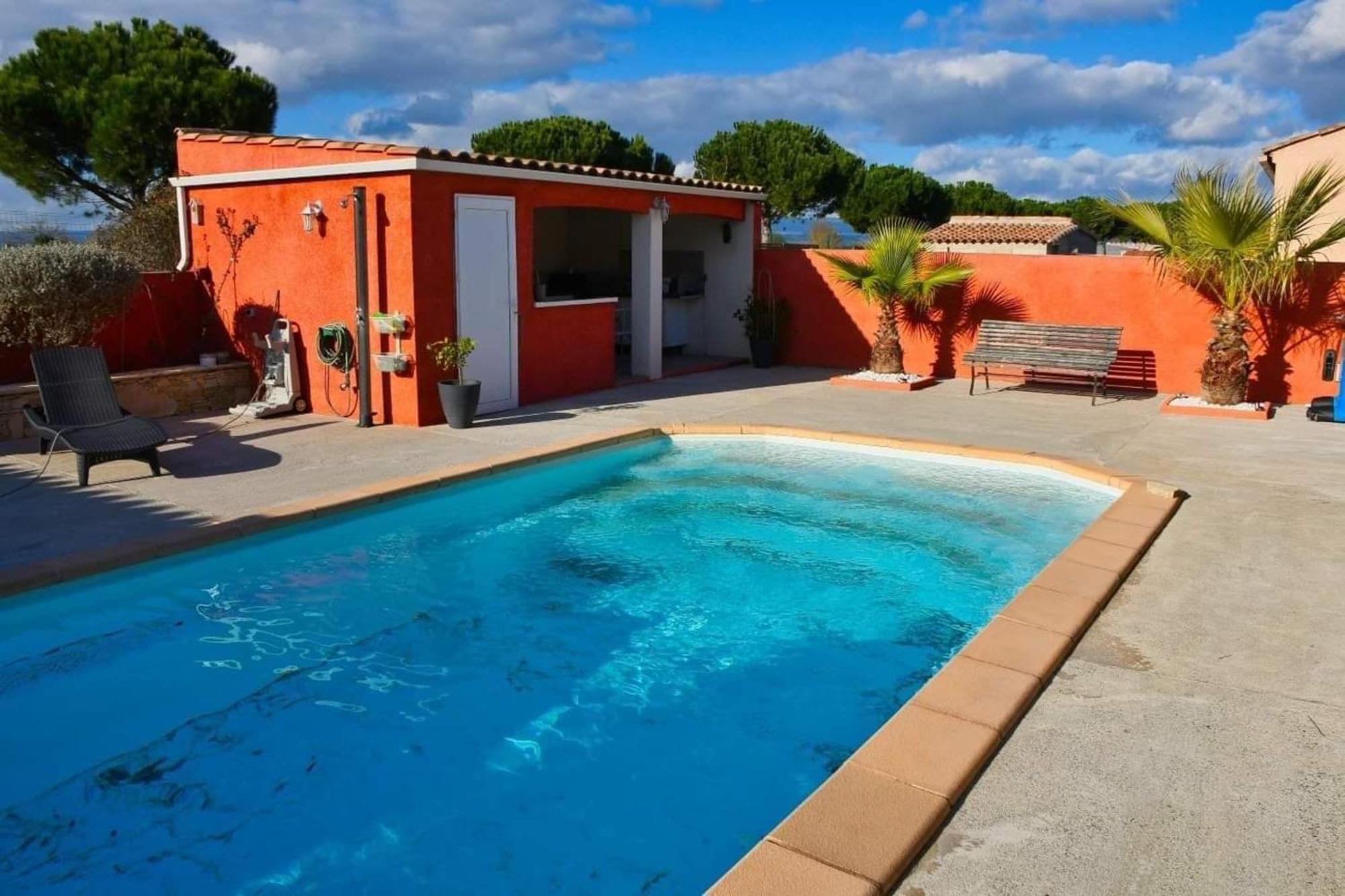 Villa Elegante A Carcassonne Avec Jardin Et Jacuzzi Luaran gambar