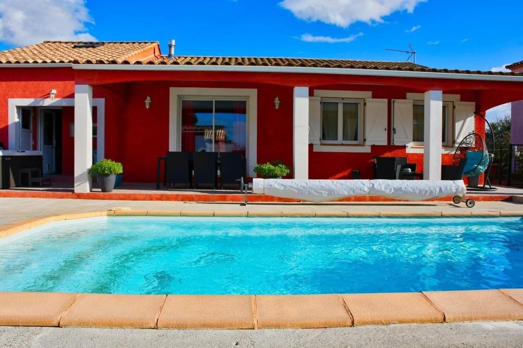 Villa Elegante A Carcassonne Avec Jardin Et Jacuzzi Luaran gambar